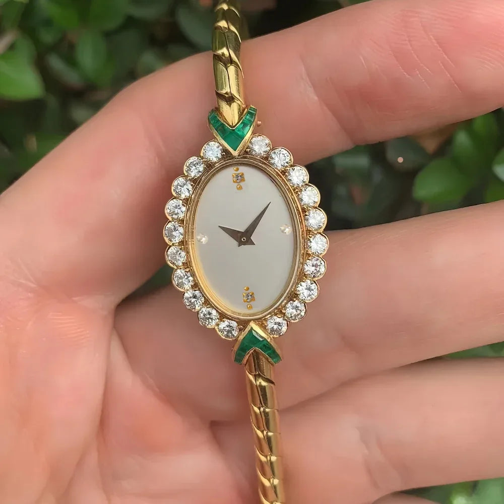 Women's Handmade Classic Watch With Inlaid Rhinestones