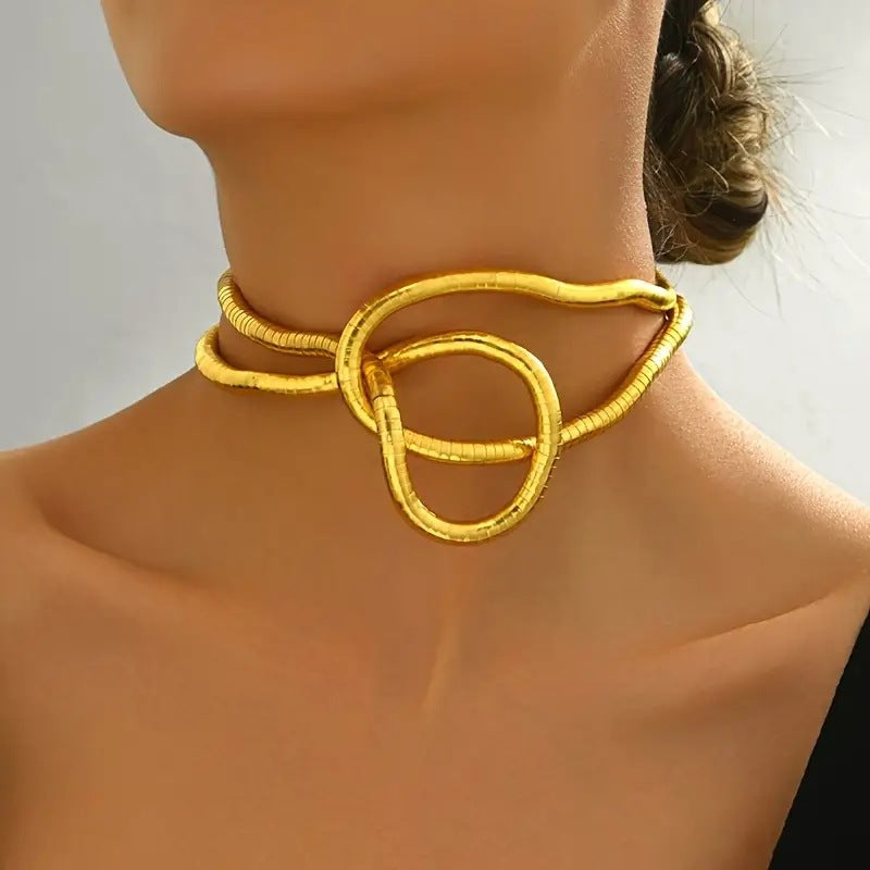 Women's Snake-Shaped Elegant Necklace