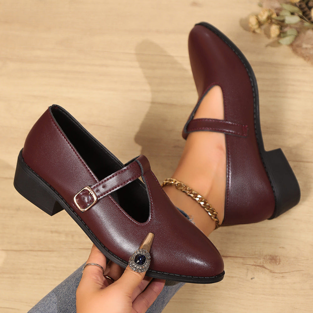 British Style Pointed Toe Shallow Mouth Buckle Shoes For Women