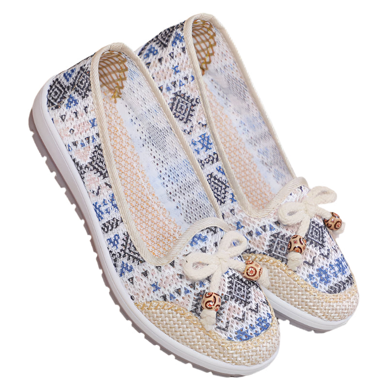 Women's Soft-Soled Non-Slip Loafers Breathable Hollow Cloth Shoes