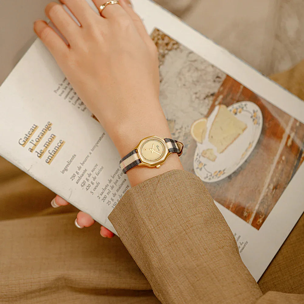 Women's Simple Retro Watch