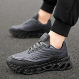 Men's Lace-up Sneakers Thick-Soled Vulcanized Outdoor Indoor Running Shoes