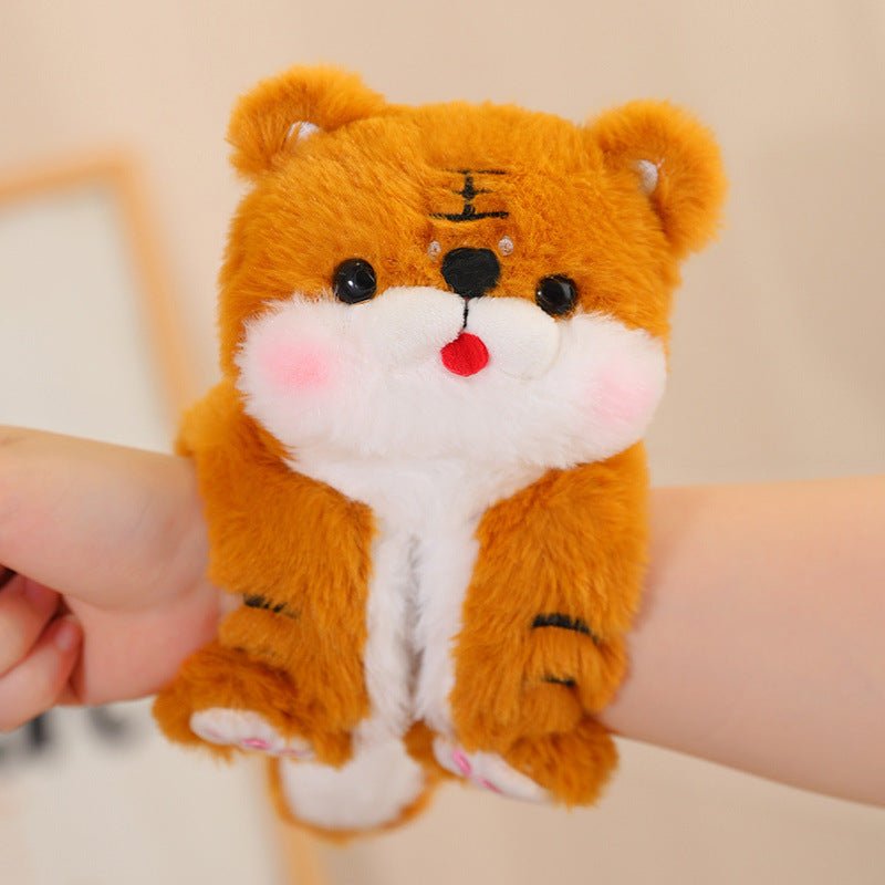 Cartoon Creative Snap Loop Wrist Attachable Plush Toys - Weriion