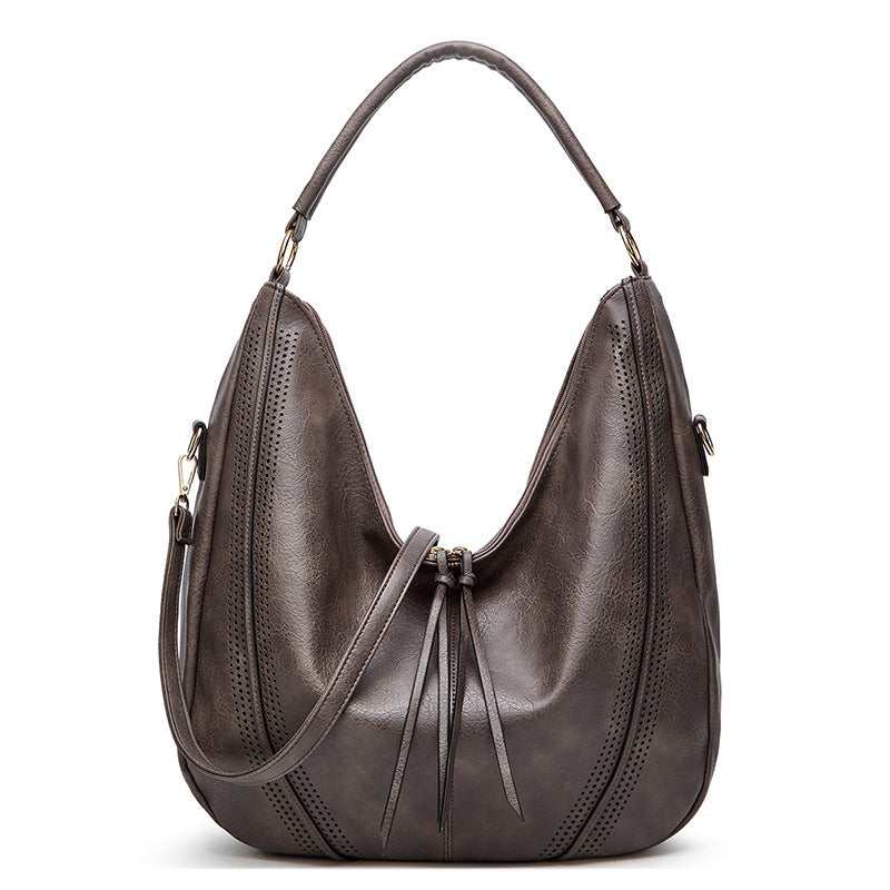 Trendy Retro Large Capacity Tote Shoulder Bag Tassel Hollow One-Shoulder Bag Women's Handbag
