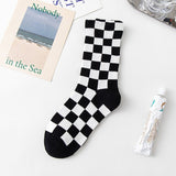 Women's Chessboard Plaid Contrast Color Tube Socks - Weriion