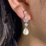 Women's Elegant Pearl Earrings - Weriion