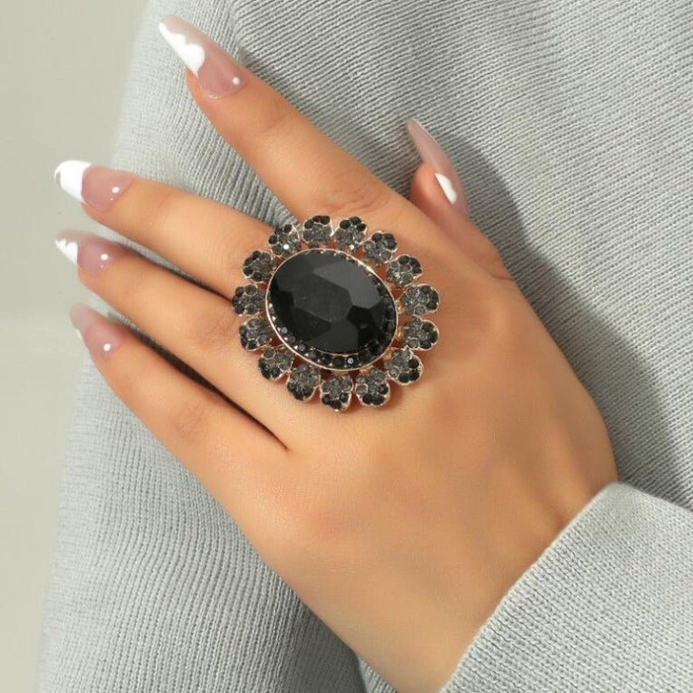 Elegant Adjustable Korean Ring With Large Gemstone - Weriion