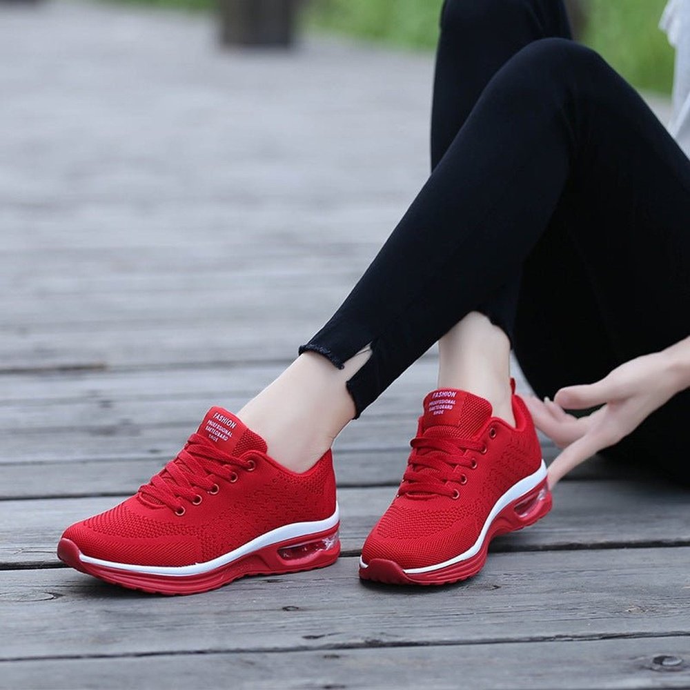 Running Shoes With Strong Cushioning Effect - Weriion