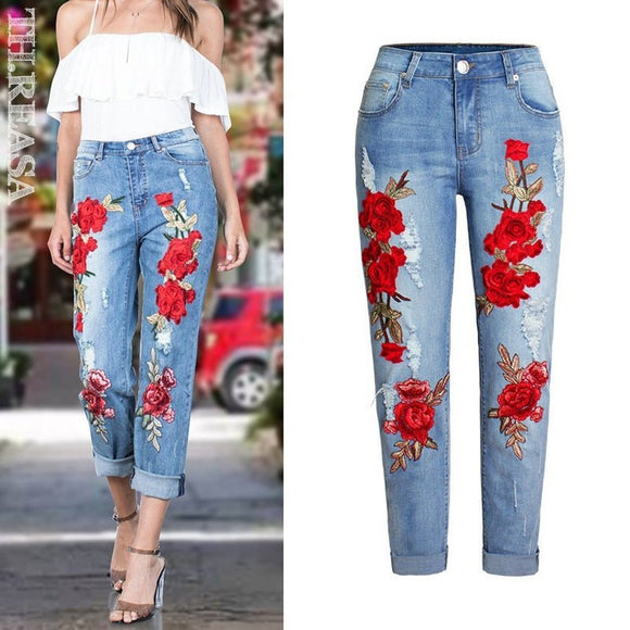 Women's Ripped Jeans With Embroidered Roses - Weriion